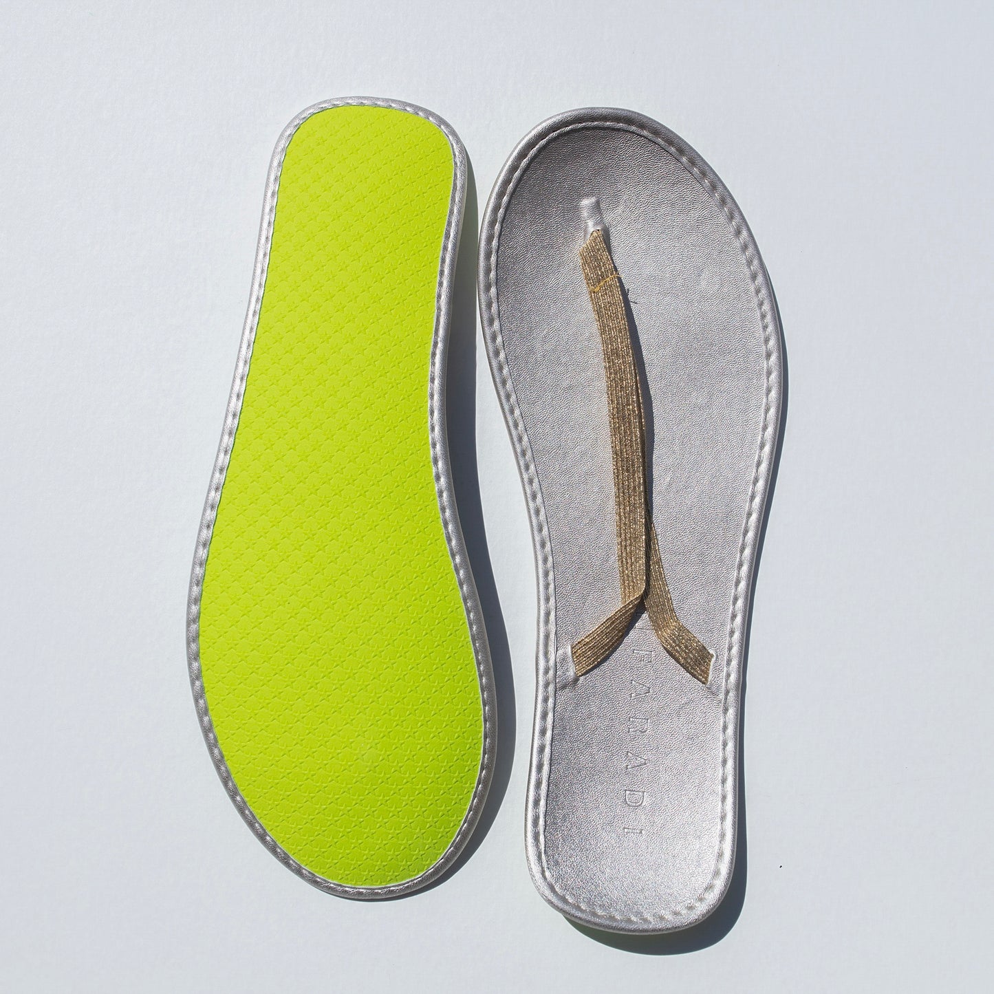 Ultra light rollable Flip-flops
